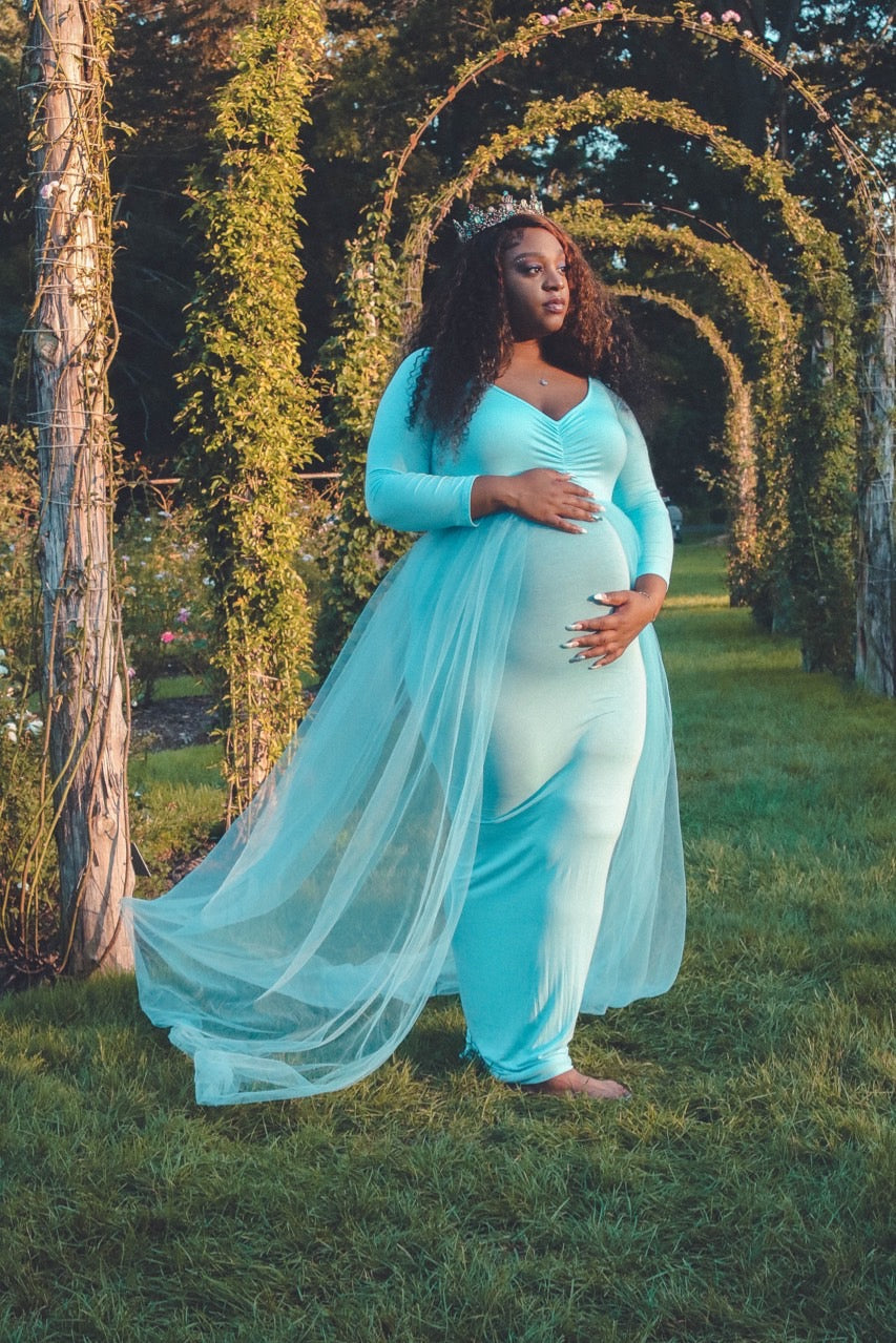 Stretch Maternity Dress with Long Train